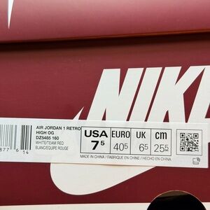 Nike Air Jordan 1 Retro High OG in White and Red